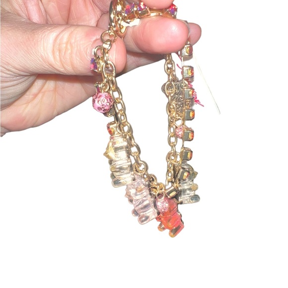 ✅NWT BETSEY Johnson charm bracelet gummy bears pink gold tone chain sparkly Pink - Picture 5 of 7